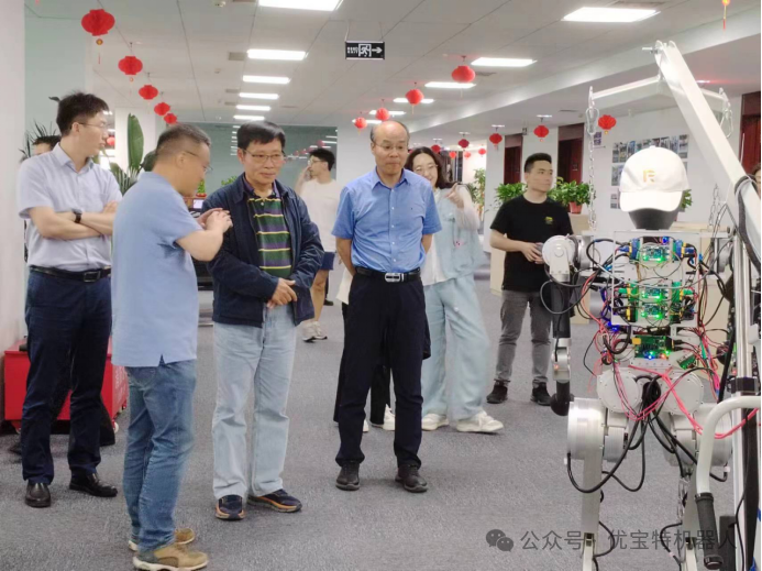 科技部原高新司司長秦勇等領導一行蒞臨山東優寶特調研